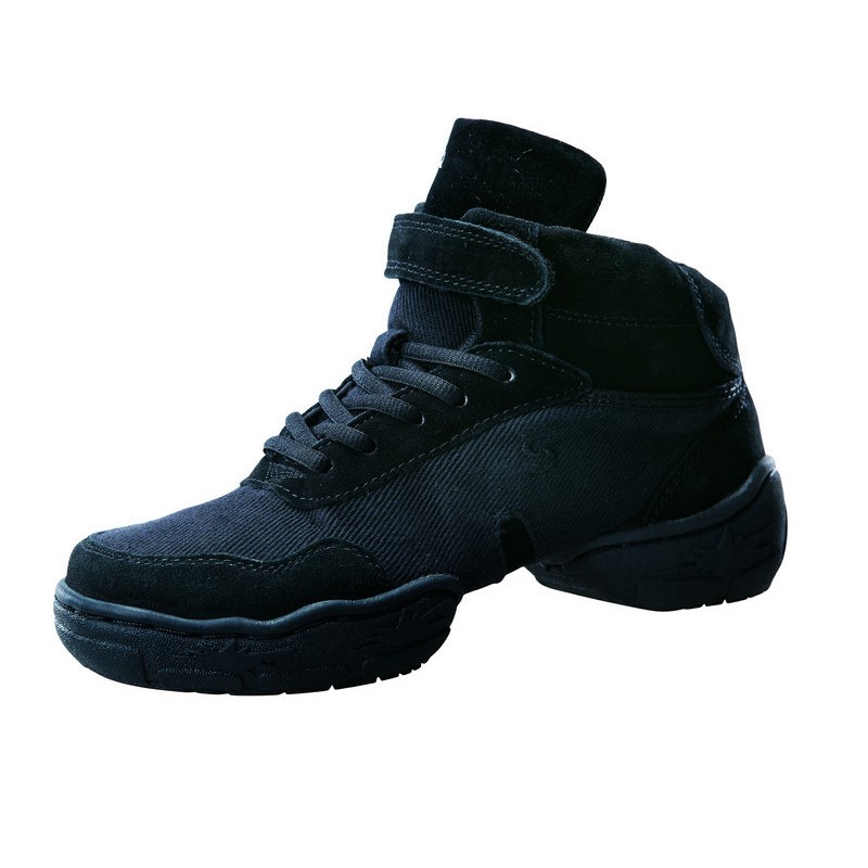 DL00004   Dance Sneakers