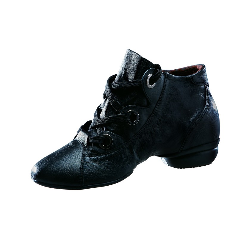 DL00012   Dance Sneakers
