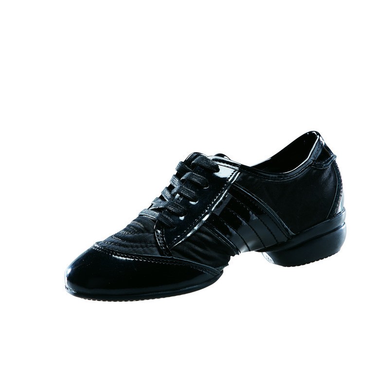DL00030   Dance Sneakers