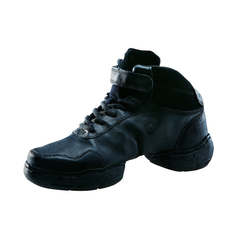 DL00035  Dance Sneakers