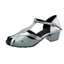 DL00157   Girls Dance Shoes